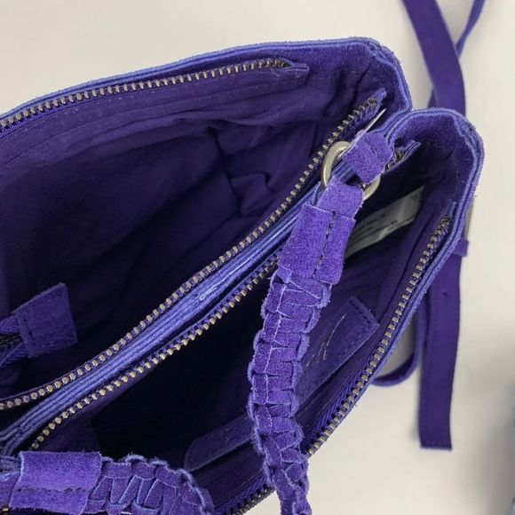 NWOT Free People Cody Crossbody Handbag Purple
Suede Double Zip Purse Bag $78. - Picture 8 of 12